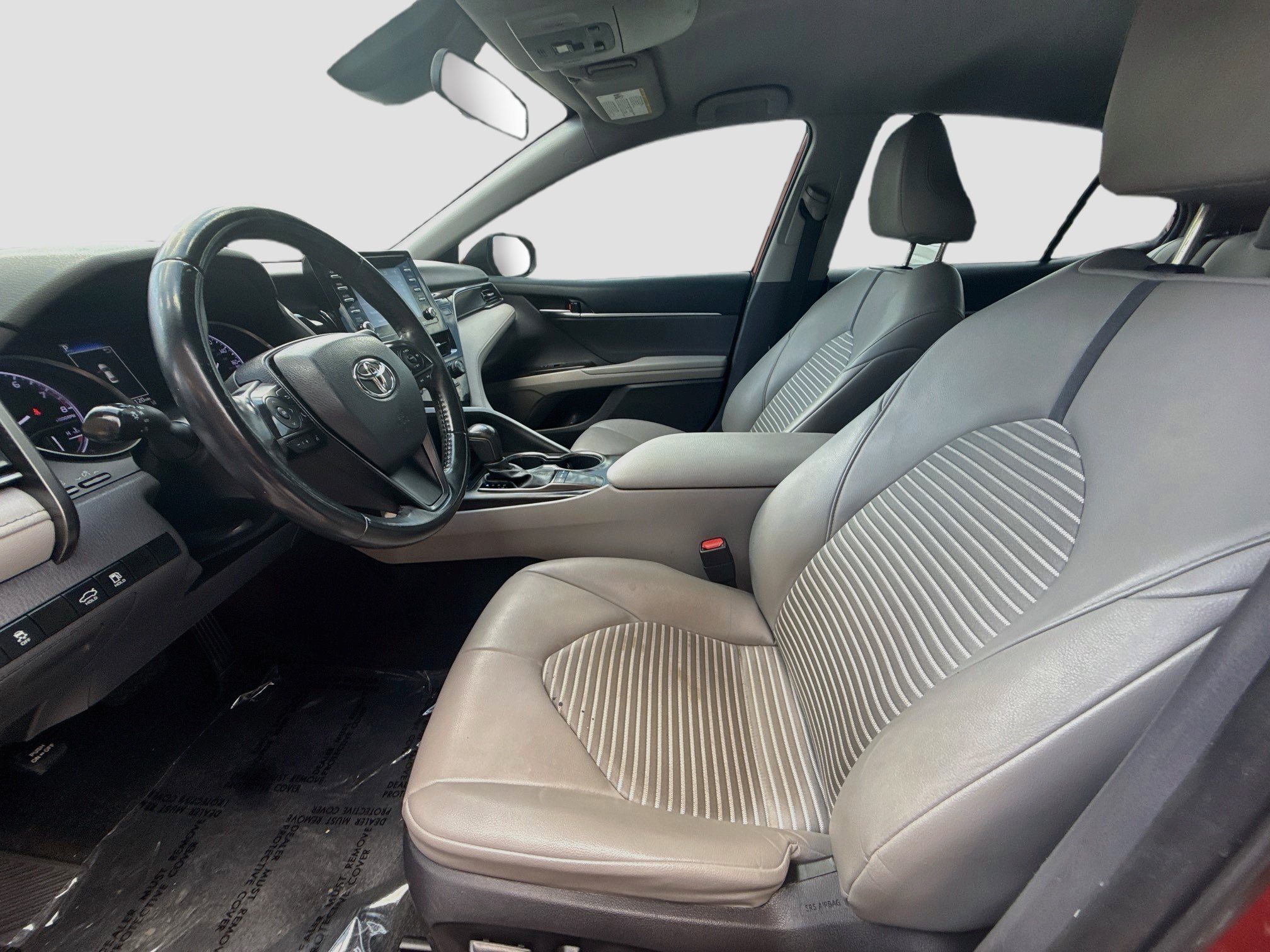 Used 2022 Red Toyota SE image 16