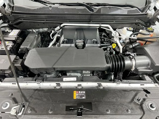 Certified Used 2025 White Chevrolet Work Truck image 37