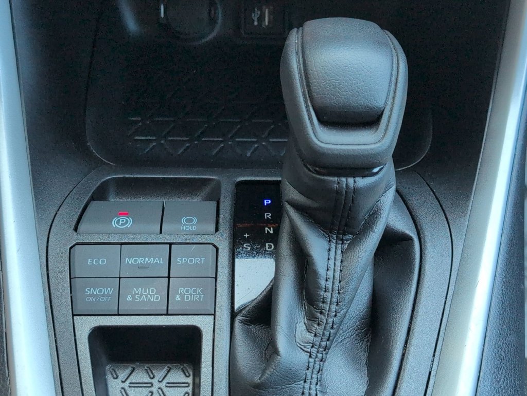 Used 2025 Black Toyota XLE image 24