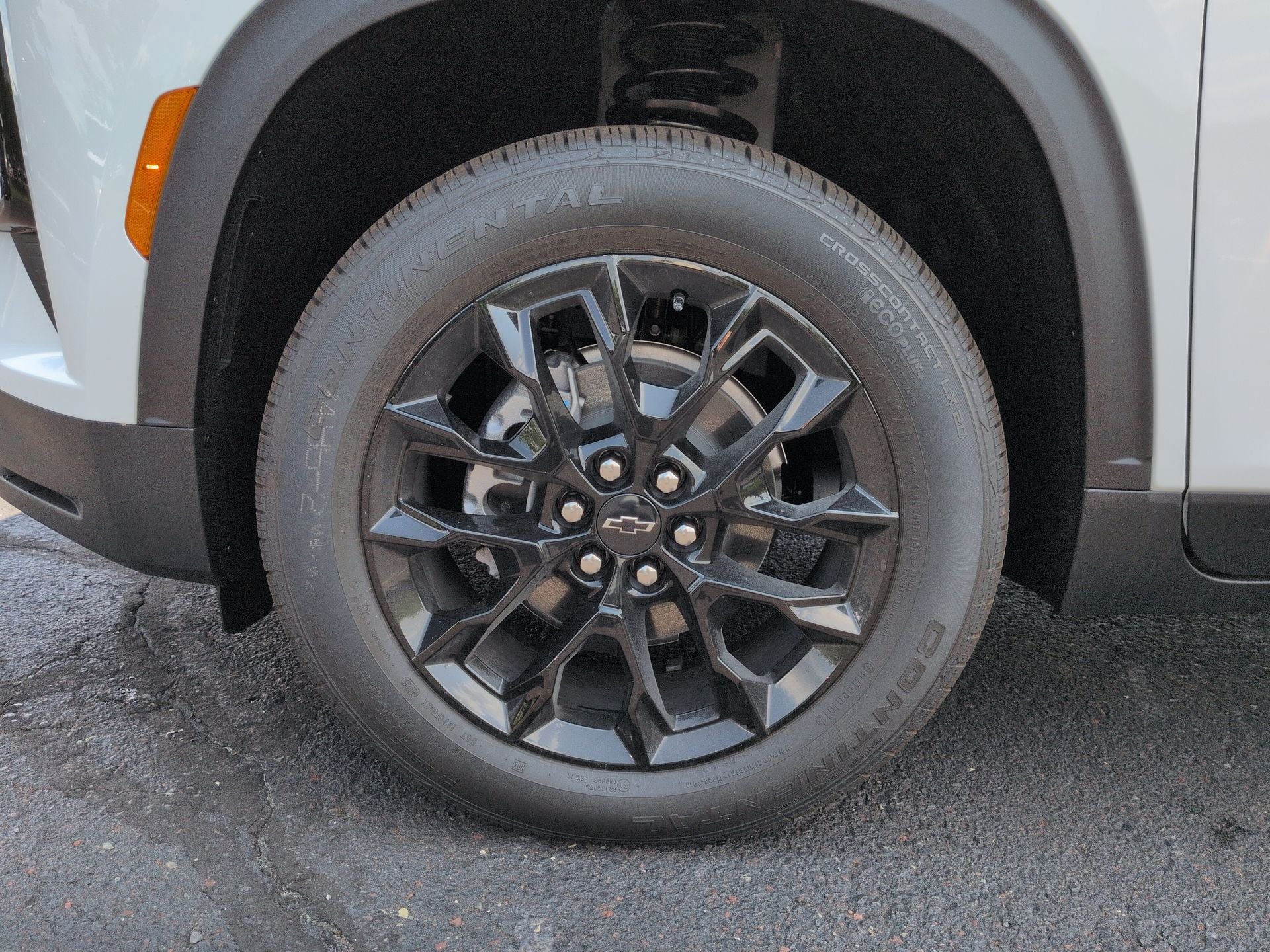 New 2026 Summit White Chevrolet LT image 70