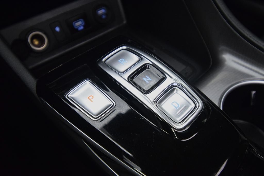 Used 2023 Onyx Black Hyundai SEL image 27