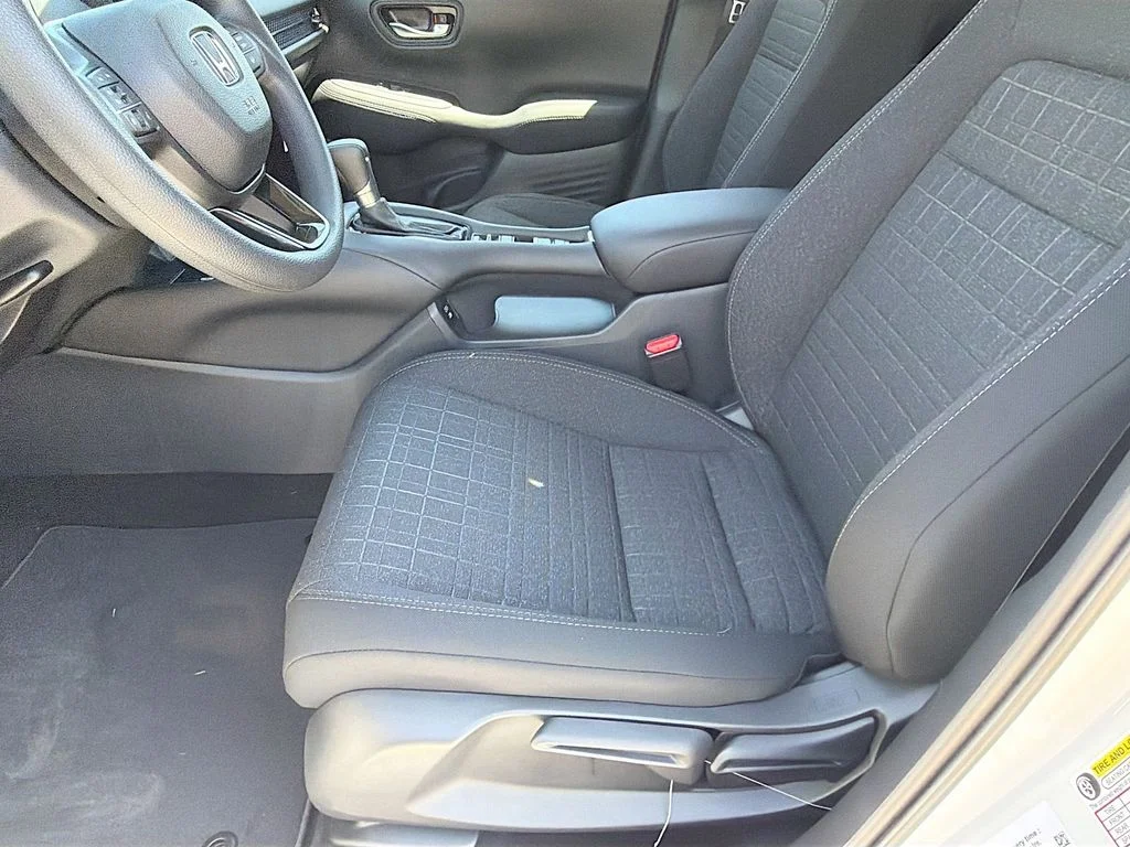 New 2026 Platinum White Pearl Honda LX image 22