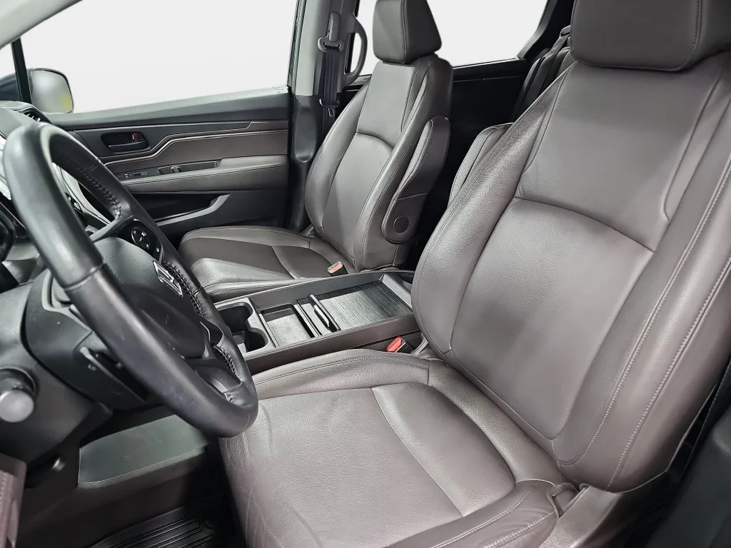 Used 2018 Black Honda EX-L image 17