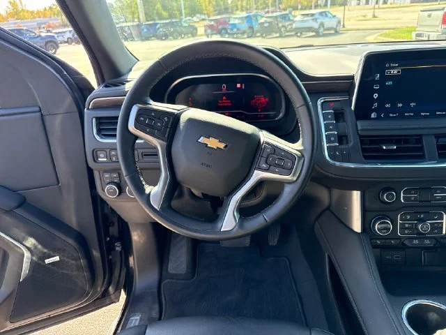 Used 2023 BLACK Chevrolet LT image 16