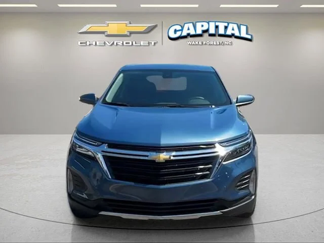 Used 2024 Lakeshore Blue Metallic Chevrolet LT image 8