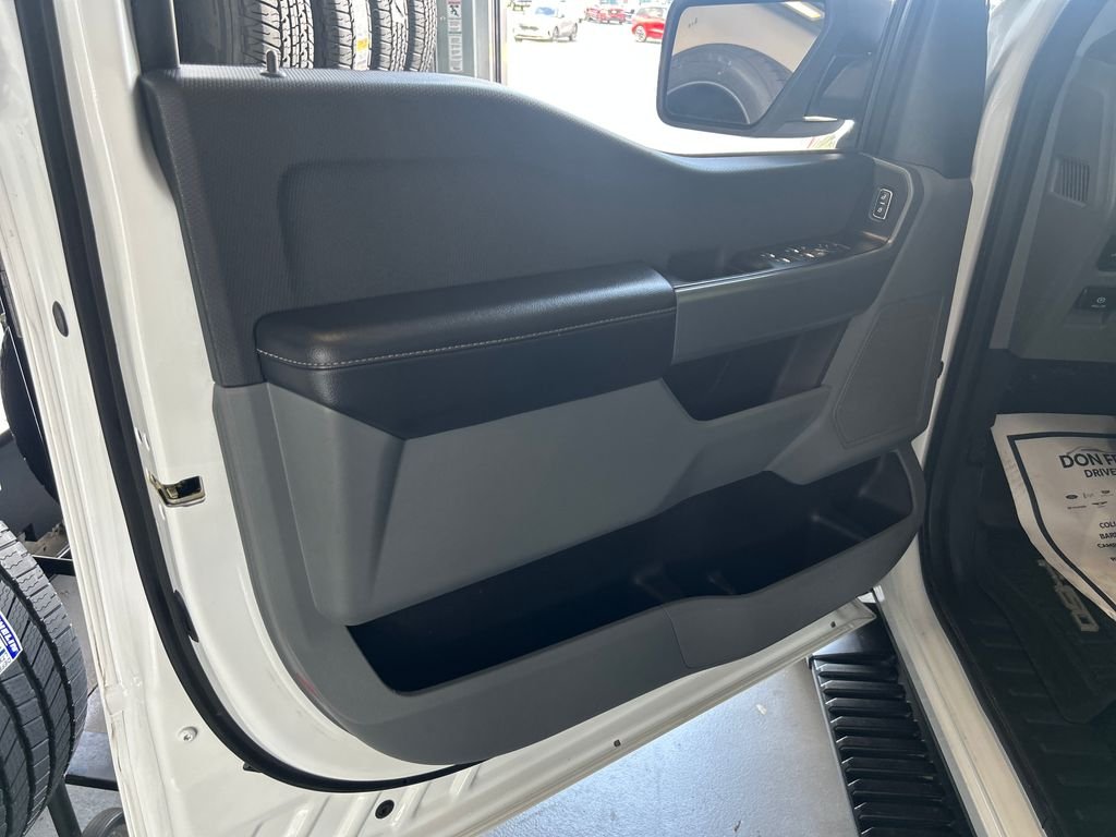Used 2023 White Ford XLT image 12