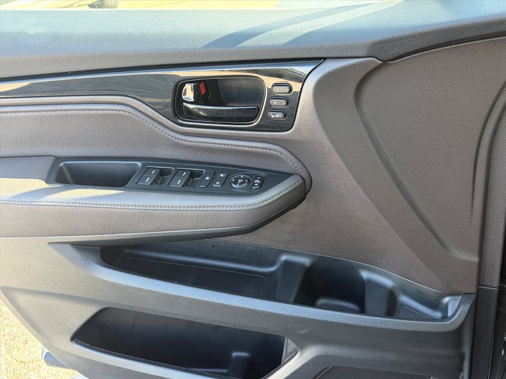 Used 2024 Lunar Silver Metallic Honda TOURING image 60