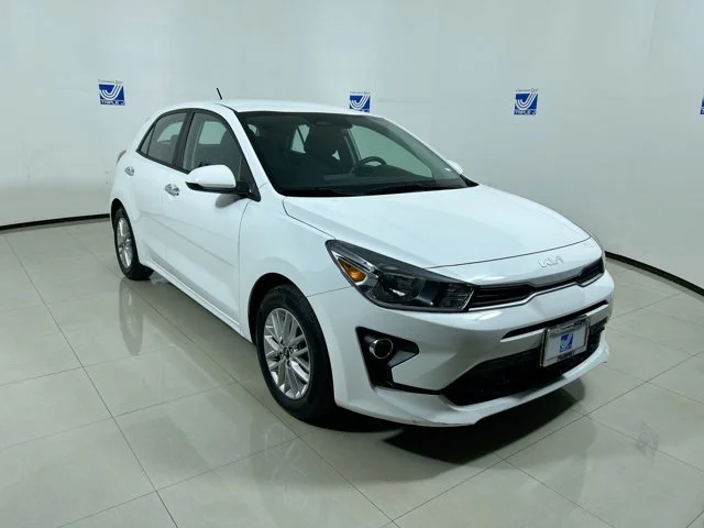 2023 Kia Rio S iVT's photo