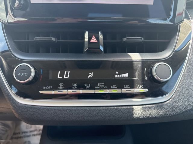 Used 2024 White Toyota LE image 35