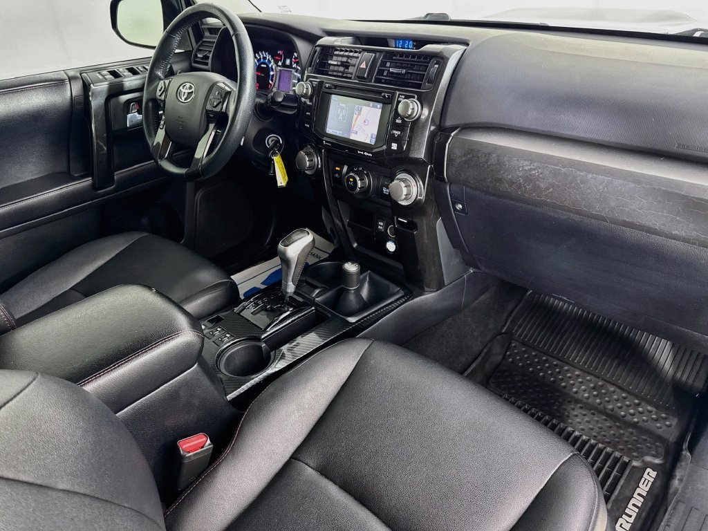 Used 2018 Nautical Blue Metallic Toyota TRD Off-Road Premium image 36
