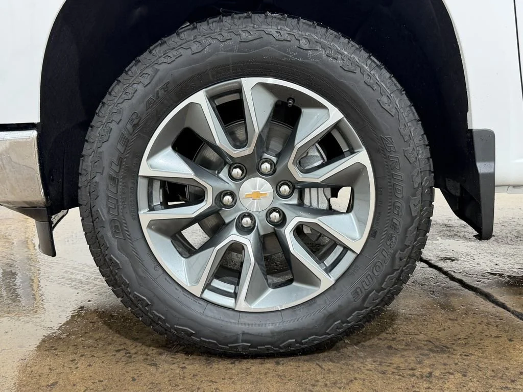 2026 Chevrolet Silverado 1500 LT - Photo 5