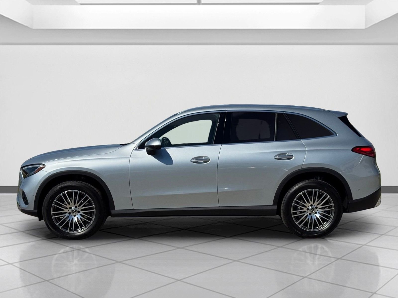New 2026 Cirrus Silver Metallic Mercedes-Benz GLC 300 image 5