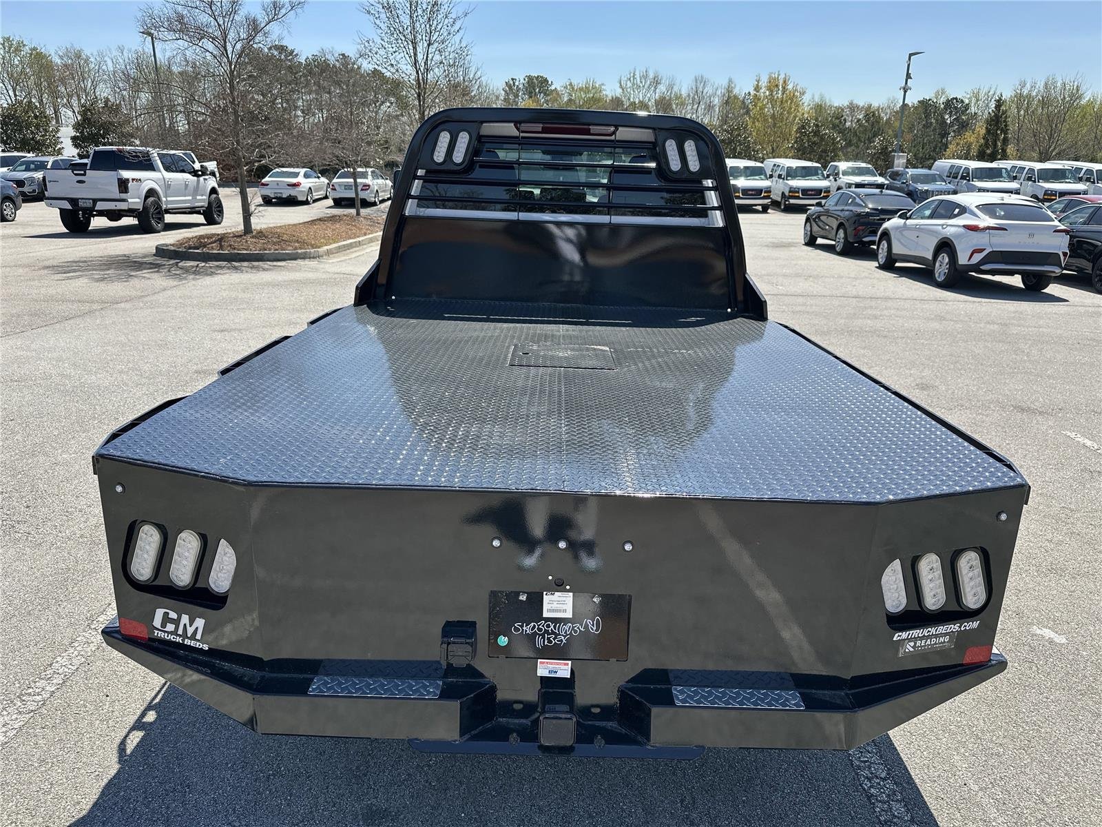 2025 GMC Sierra 3500 Chassis Cab Pro - Photo 17