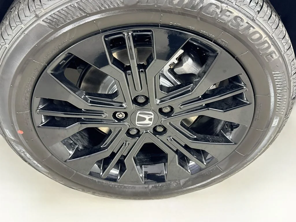 New 2026 Sonic Gray Pearl Honda Sport-L image 42