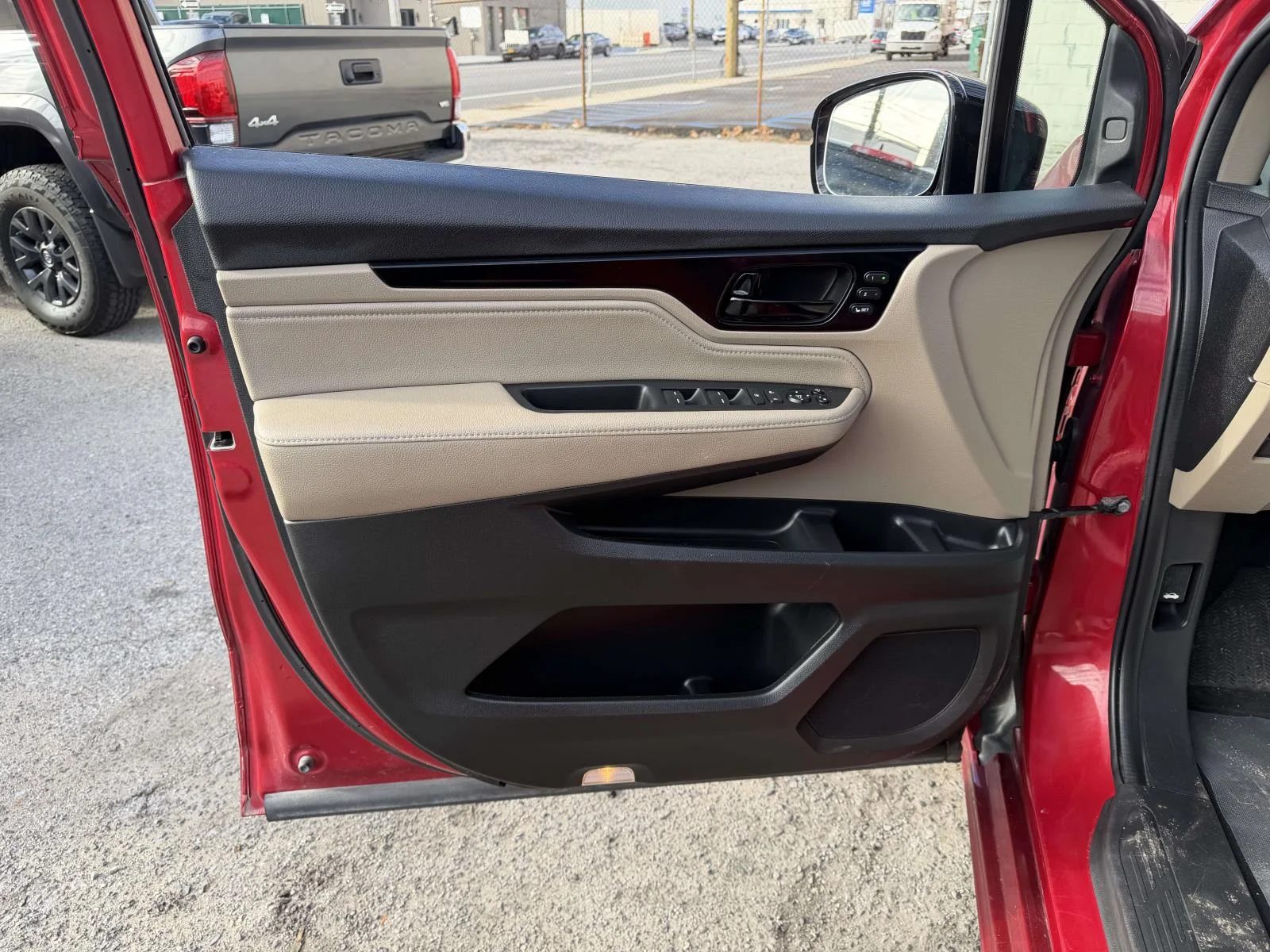 Used 2023  Honda Elite image 40