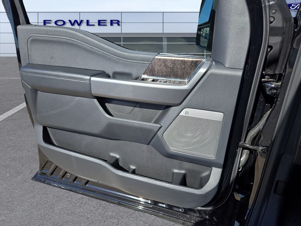 New 2026 Agate Black Metallic Ford F-250® Lariat® image 14