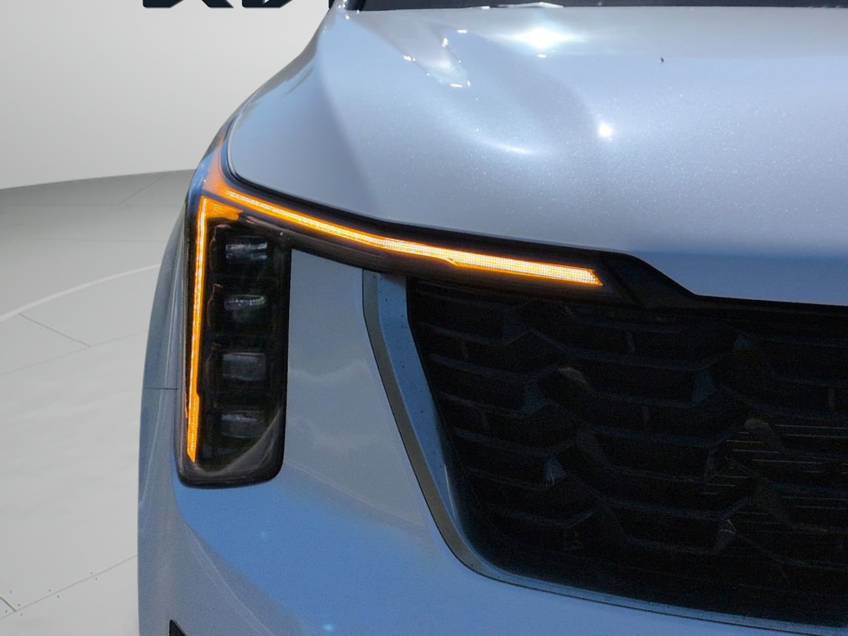 New 2026 Snow White Pearl Kia EX image 31