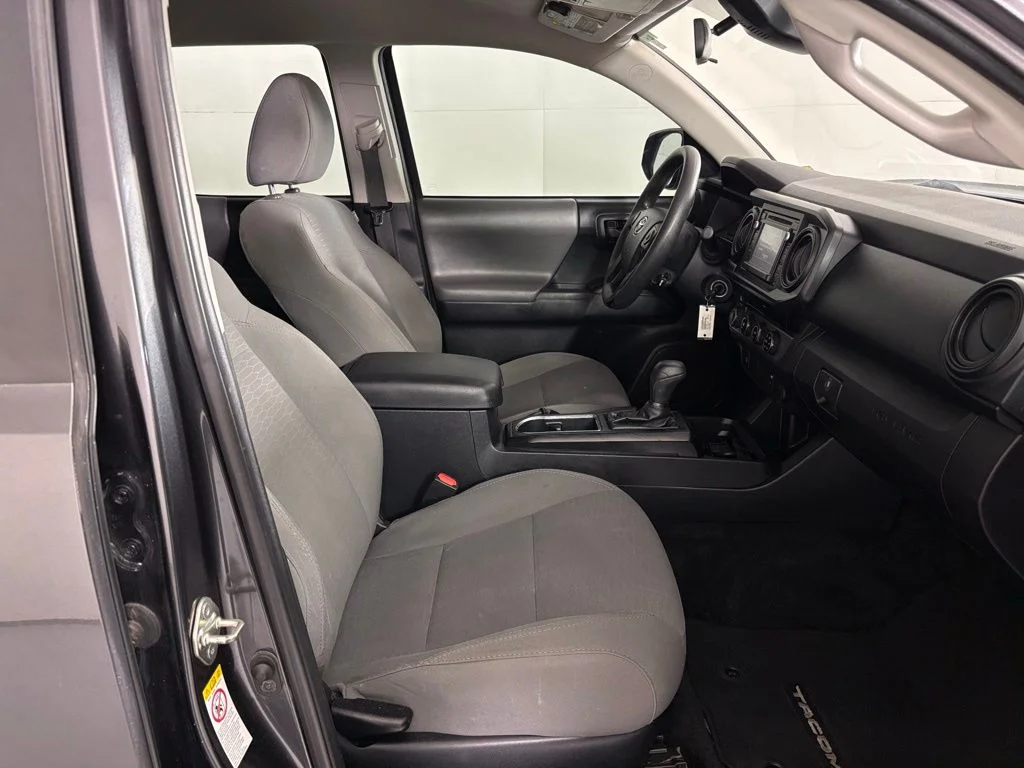 Used 2018 Gray Toyota SR image 44