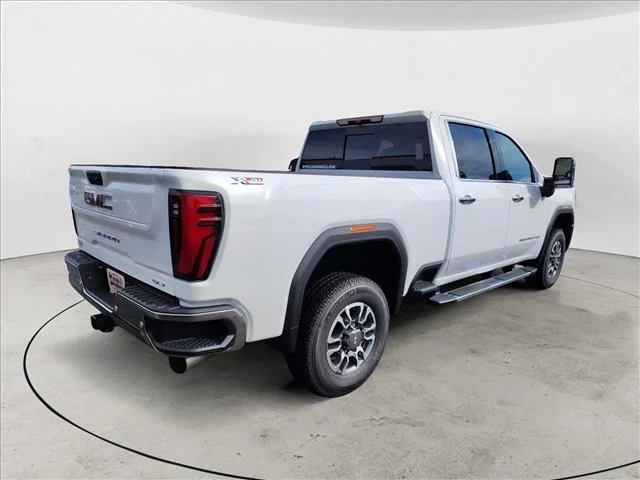 2026 GMC Sierra 2500HD SLT - Photo 4