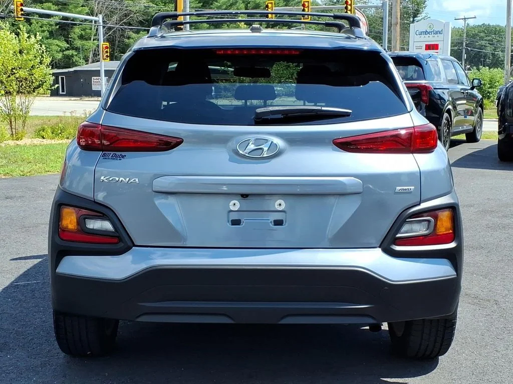 Used 2018 Silver Hyundai SEL image 25