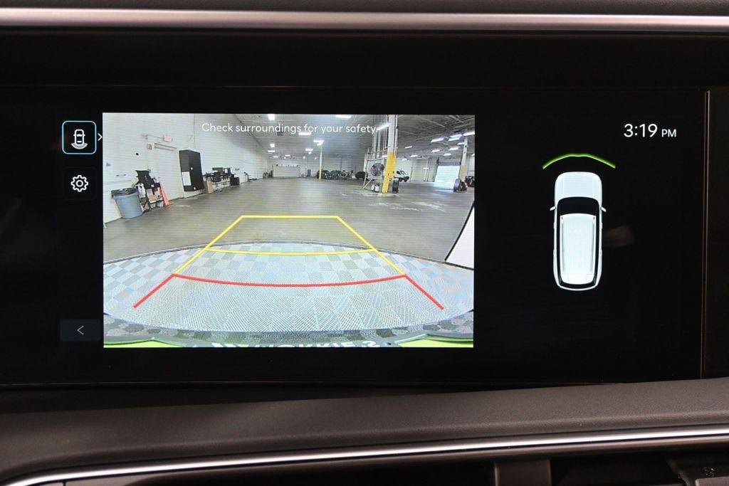 New 2026 White Pearl Hyundai SEL AWD image 29