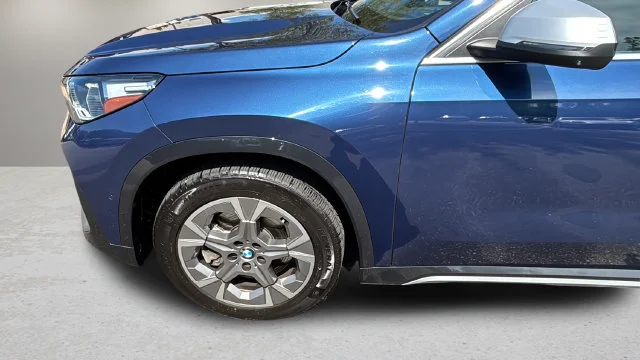 Used 2023 Blue BMW xDrive28i image 48