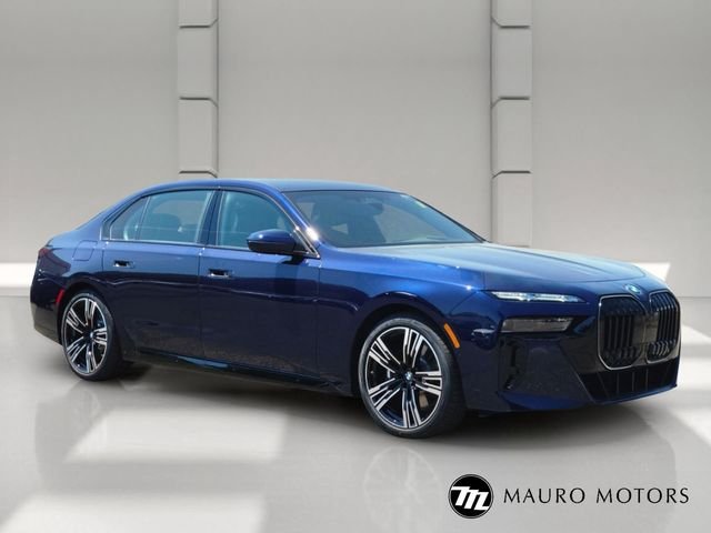 2026 BMW 7 Series 740i xDrive Sedan's photo