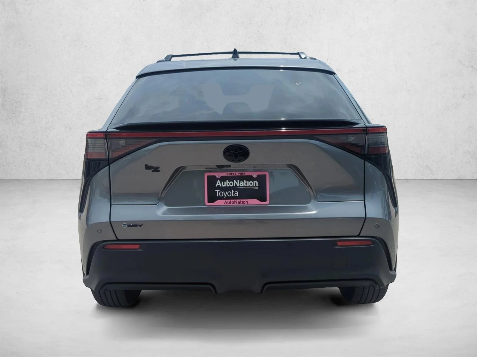 Used 2026 Heavy Metal [Gray] Toyota XLE Plus image 6