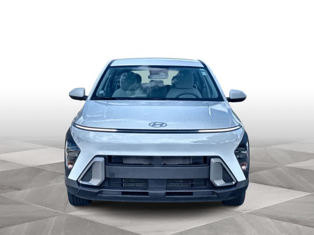 Used 2024 Atlas White Hyundai SE image 3