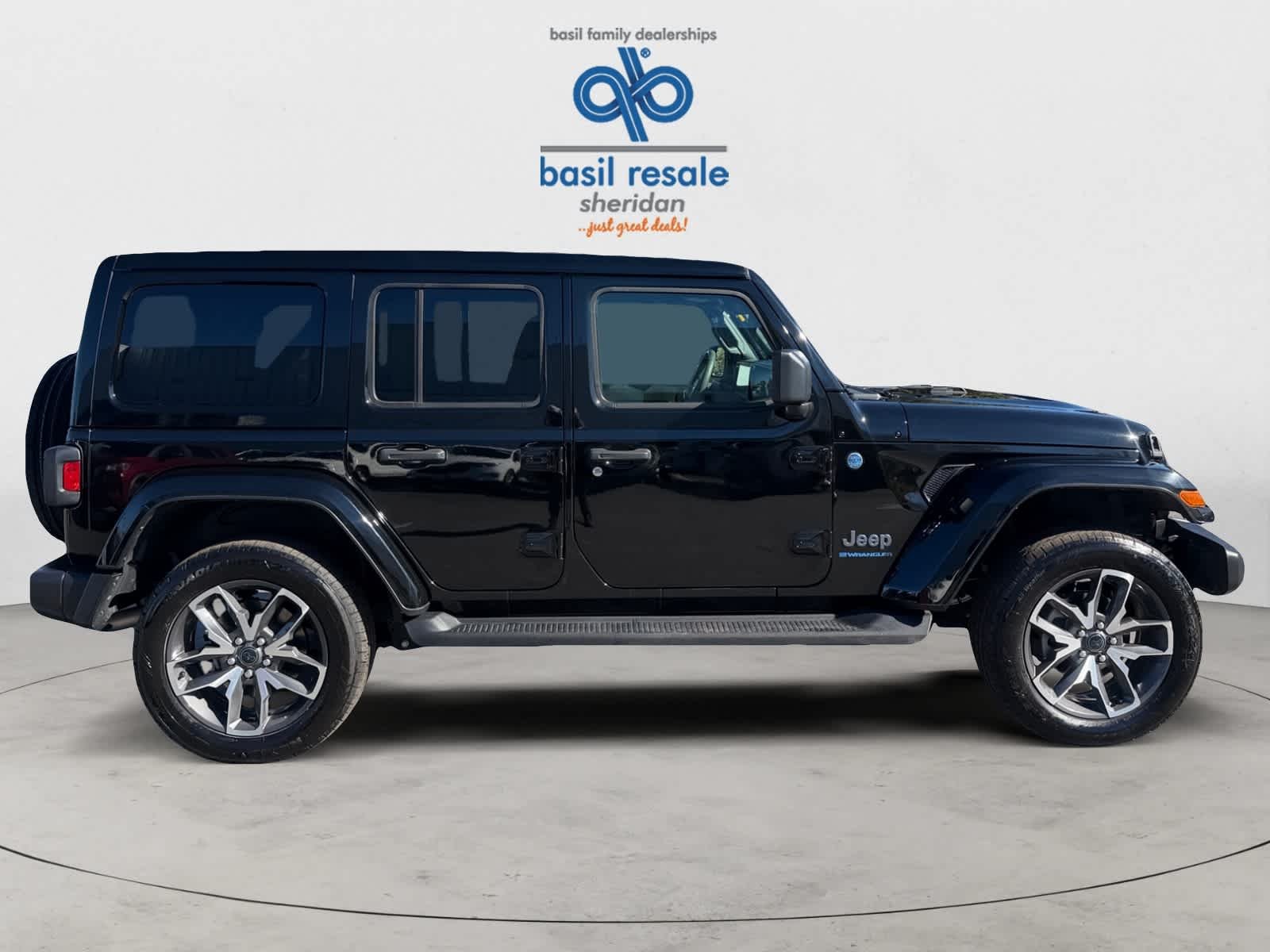 Used 2024 Black Clearcoat Jeep Sport S image 8