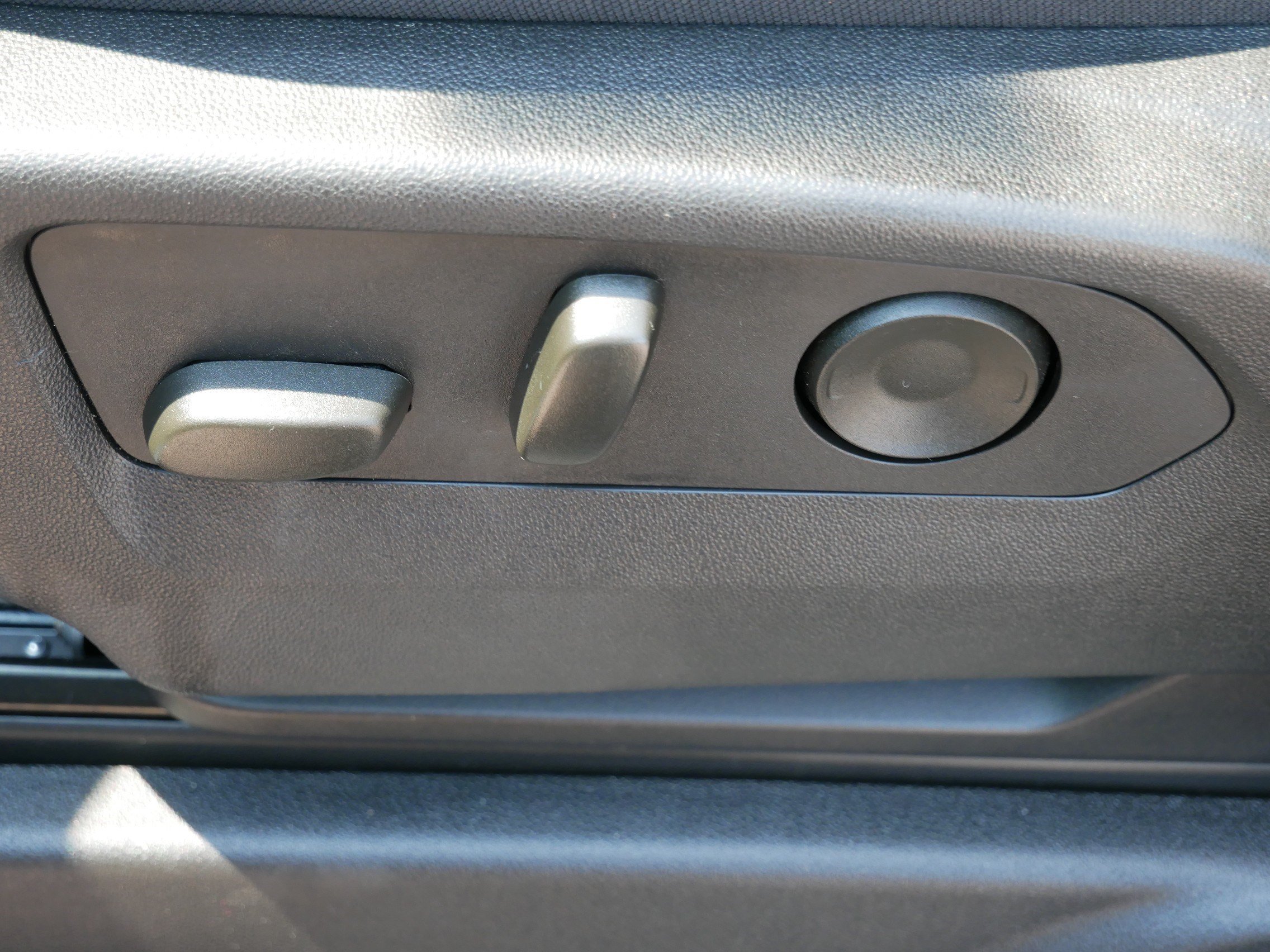 2023 Chevrolet Tahoe LS - Photo 19