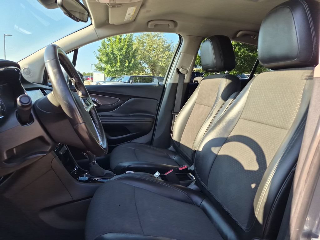 Used 2020 Includes (MDP) Anthracite lower exterior accent color, Paint code W598F. Buick Preferred image 21