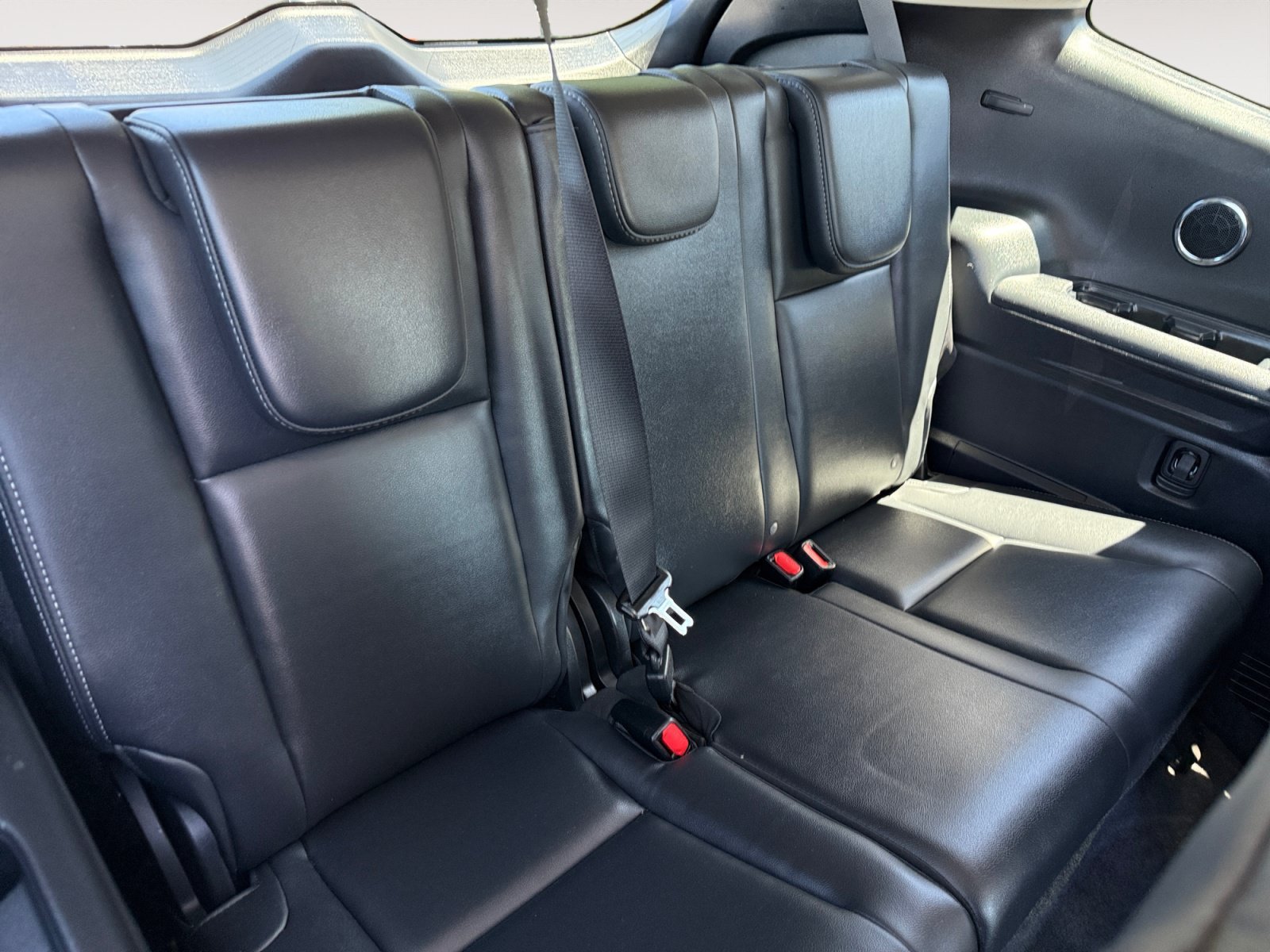 Used 2023 Gray Metallic Subaru Touring image 18