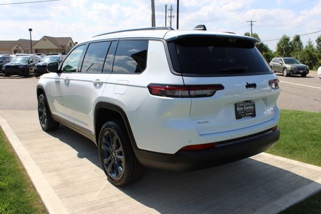 New 2026 Bright White Clearcoat Jeep Limited image 36