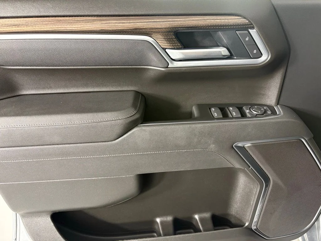 Used 2026 Gray Chevrolet RST image 24