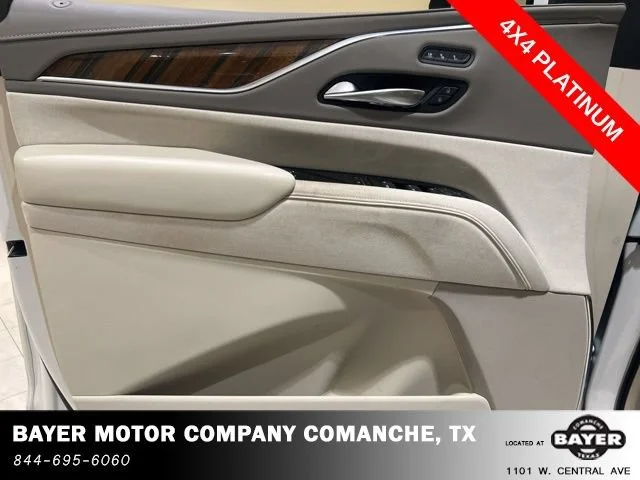 Used 2023 Crystal White Tricoat Cadillac Premium Luxury Platinum image 22