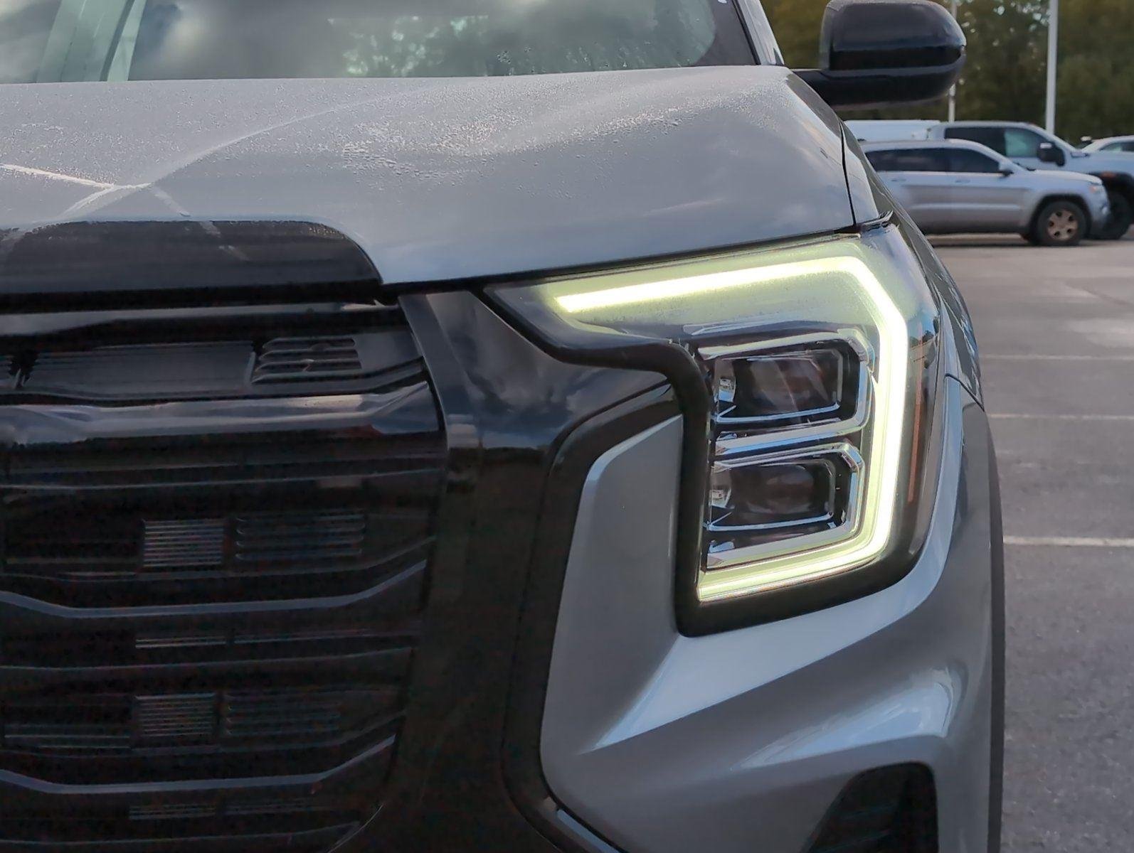 New 2026 Sterling Metallic GMC Elevation image 33