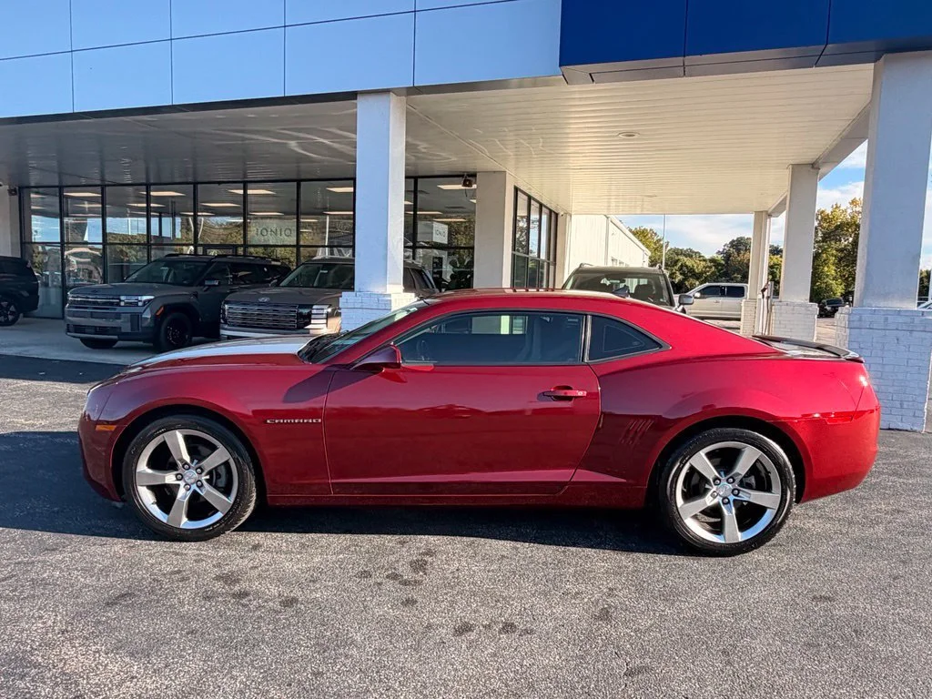 Used 2010 Red Jewel Tintcoat Chevrolet 1LT image 10