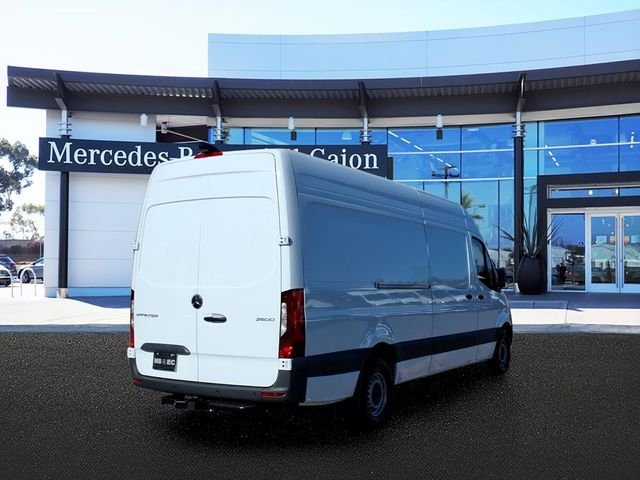 New 2026 White Mercedes-Benz Cargo 170 WB image 3