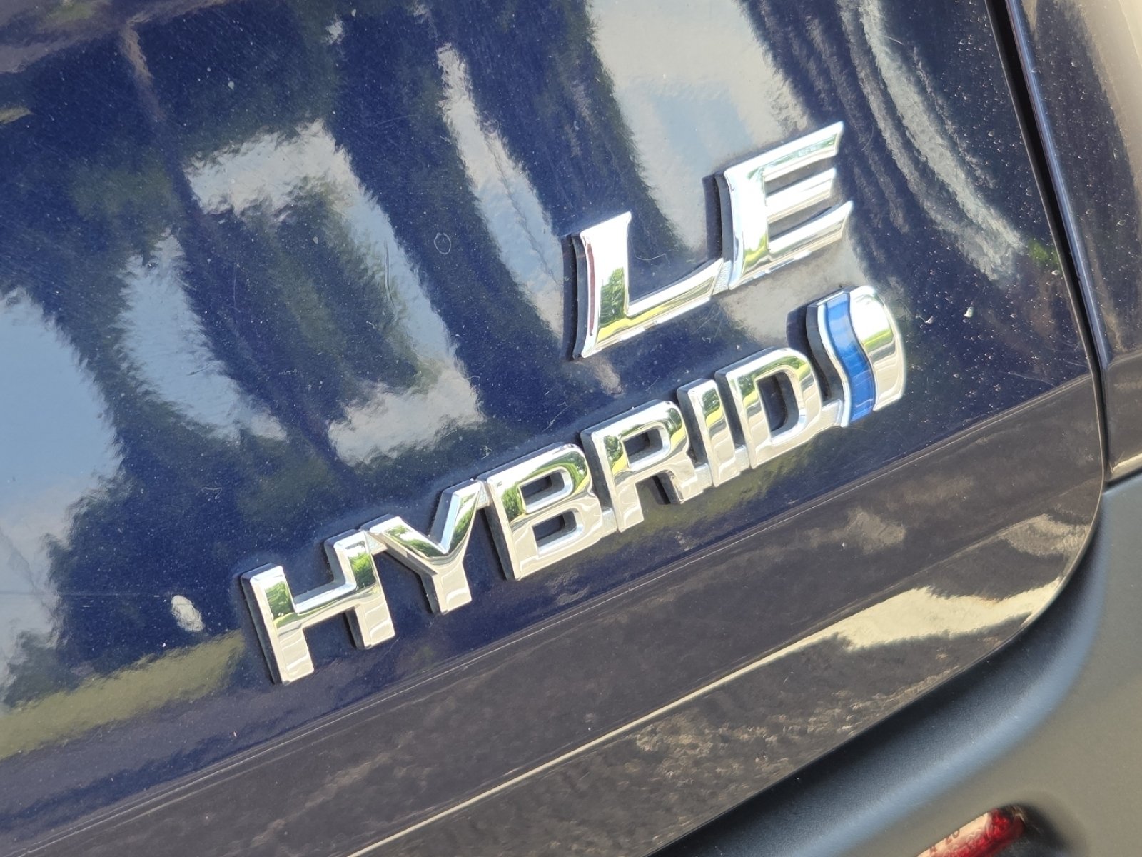 Used 2024 Gray Toyota Hybrid LE image 15