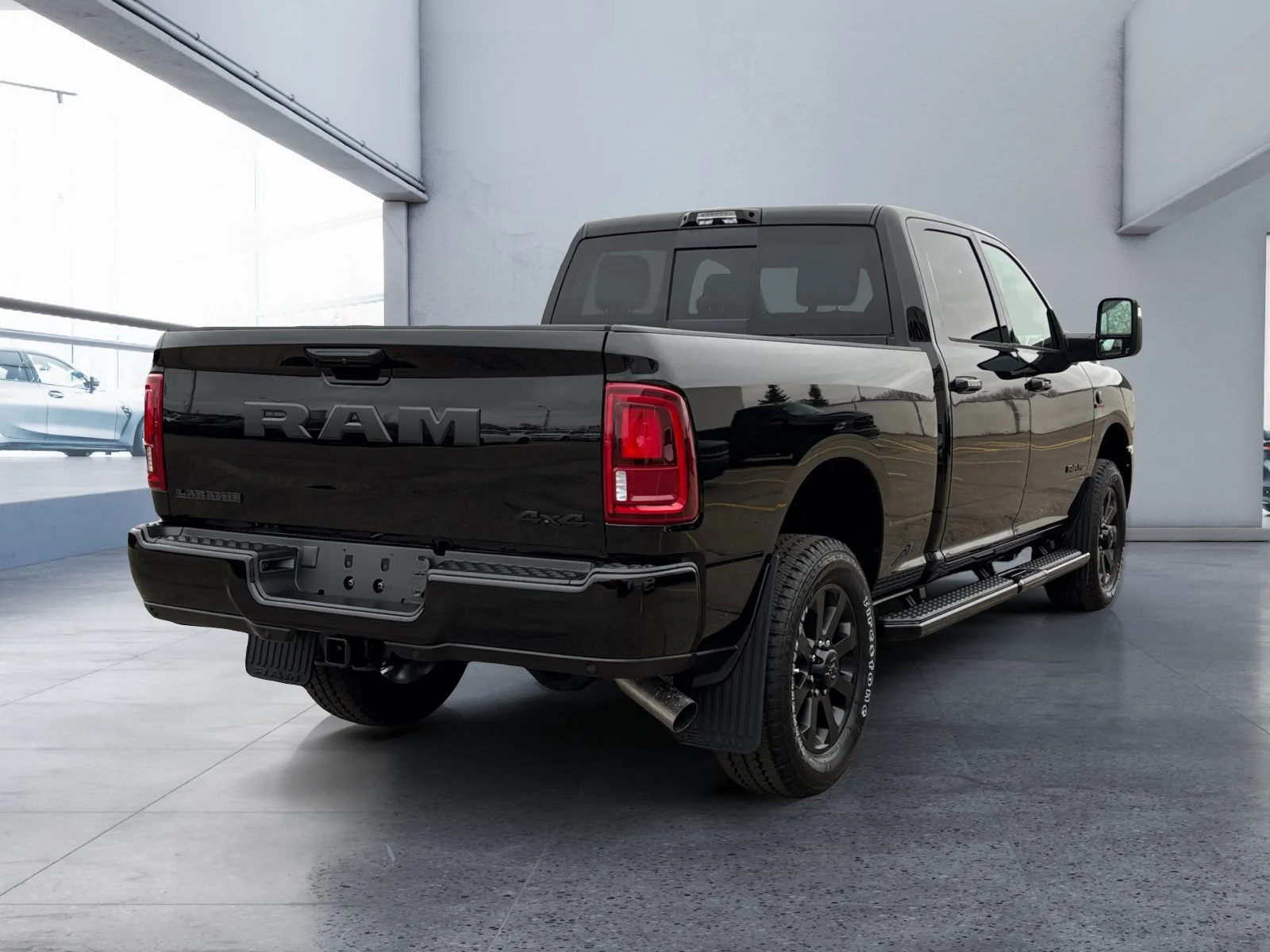 New 2027 Diamond Black Crystal Pearl Ram Laramie image 5