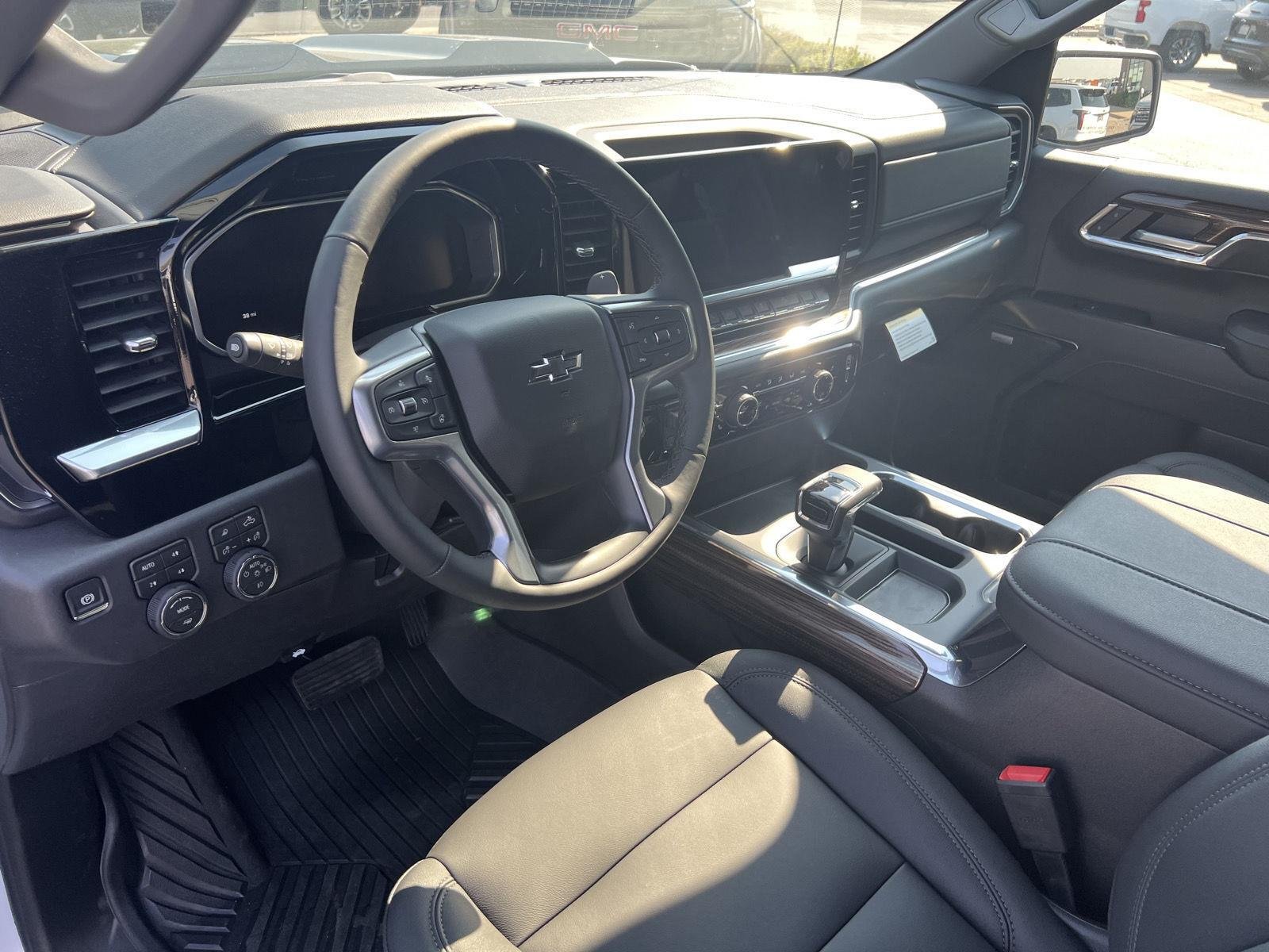 New 2026 Summit White Chevrolet LT Trail Boss image 17
