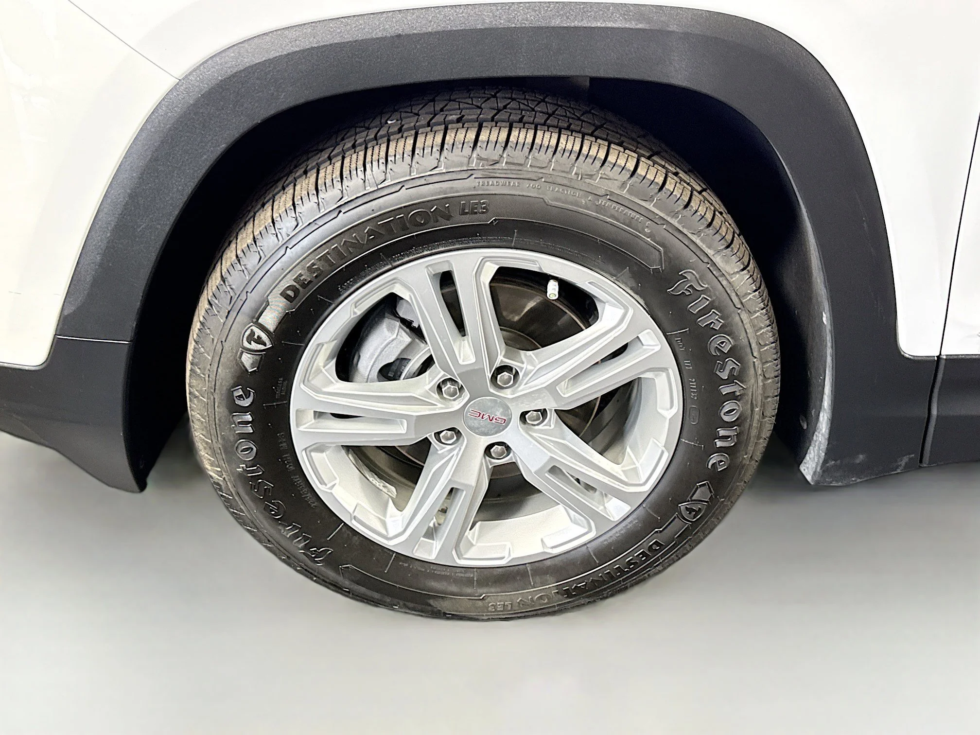 Used 2022 Summit White GMC SLE image 34