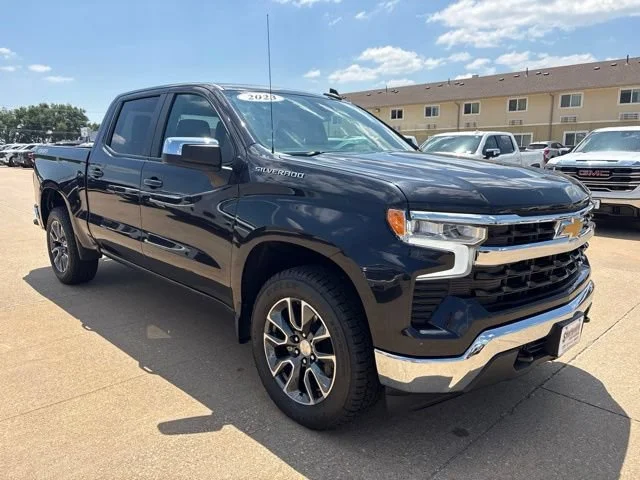 2023 Chevrolet Silverado 1500 LT (2FL)