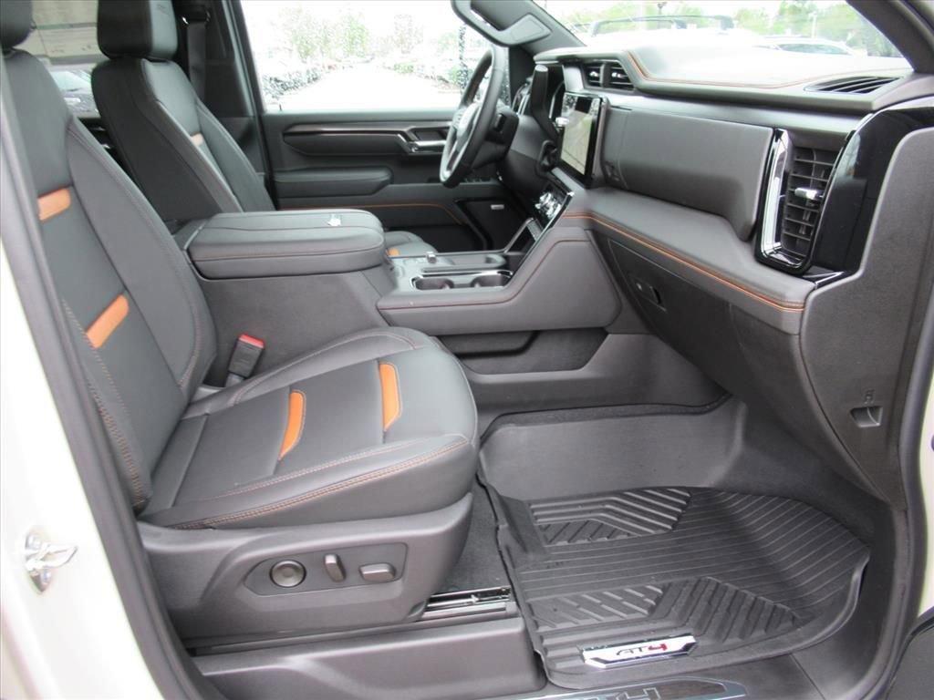 2026 GMC Sierra 2500HD AT4 - Photo 11