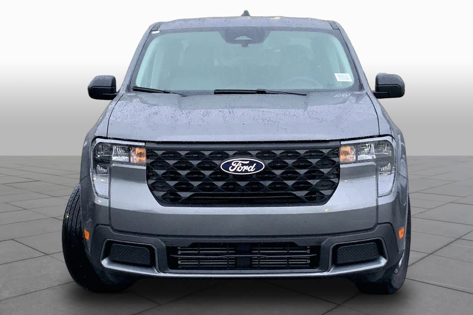 Used 2025 Carbonized Gray Metallic Ford XLT image 4