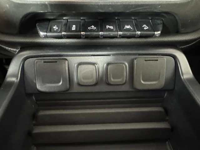 Used 2018 Blue Metallic Chevrolet LTZ image 16