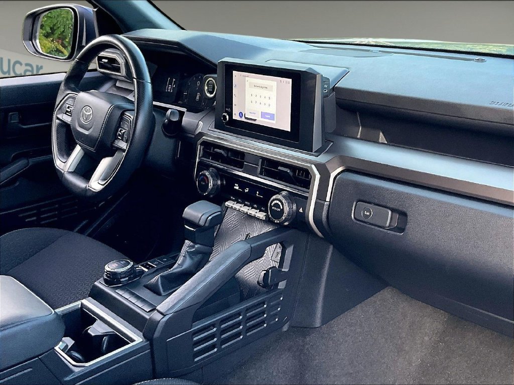 Used 2025  Toyota SR5 image 14