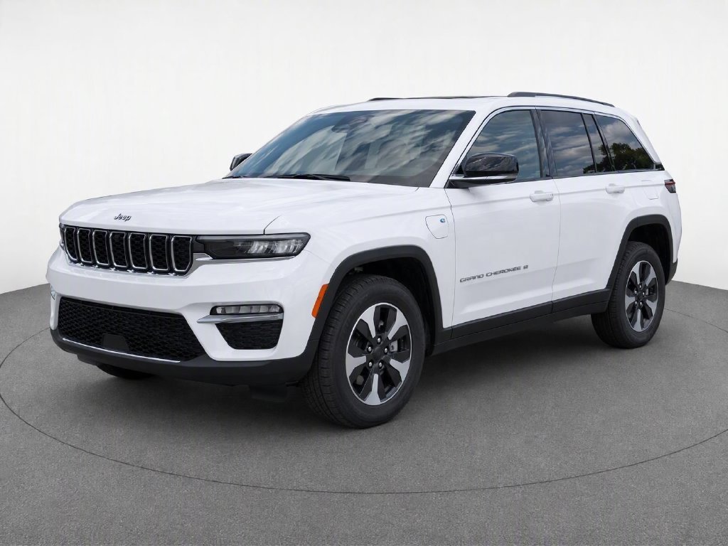 Used 2024 White Jeep 4xe image 3