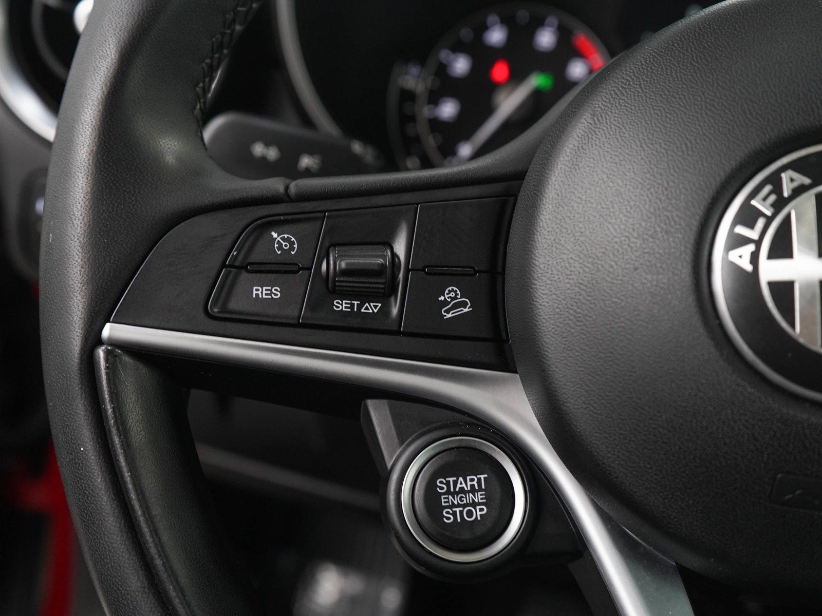 Used 2019 Alfa Rosso Alfa Romeo Ti image 26